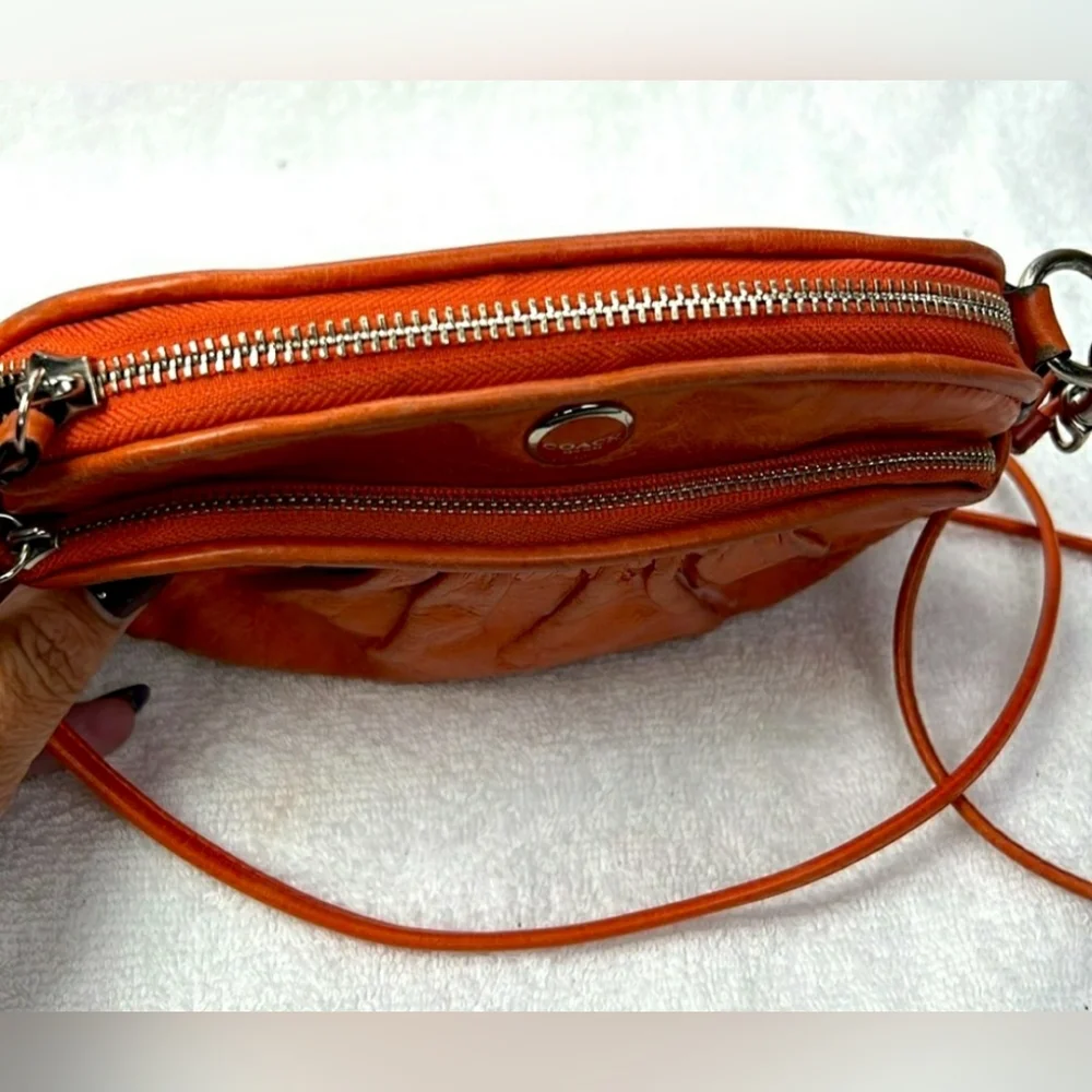 Coach leather vintage crossbody bag